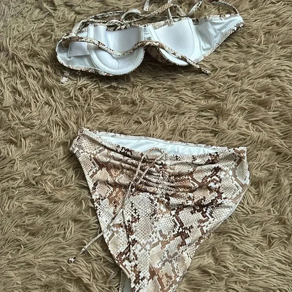 Snakeskin Bikini - Picture 4 of 6